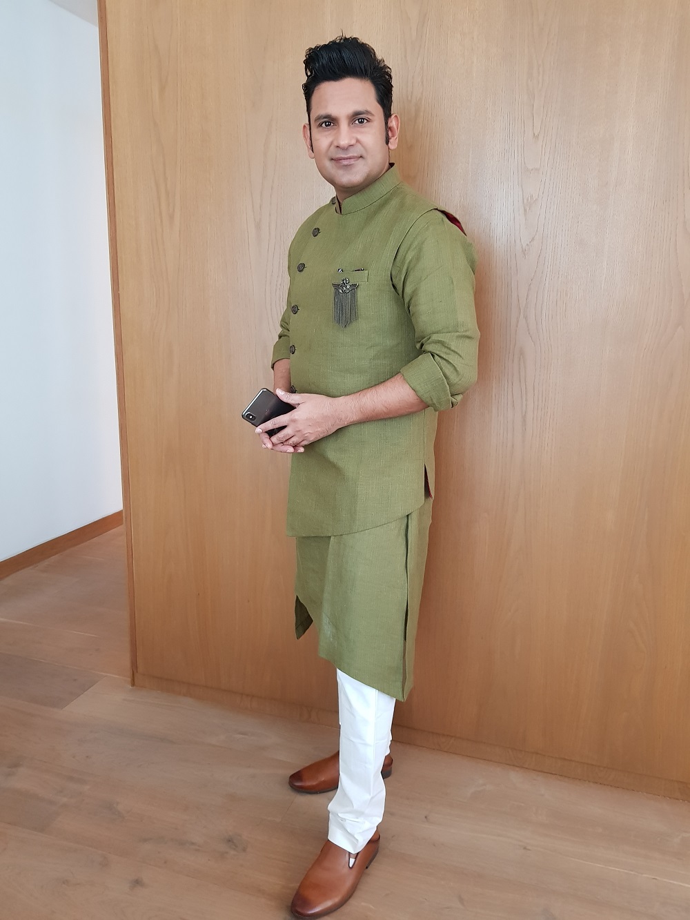 EXCLUSIVE: Lyricist Manoj Muntashir gets candid about writing Kesari song Teri Mitti & trend of recreations